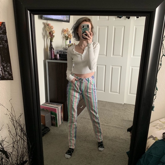 sold UO / striped mom jeans - Picture 2 of 4